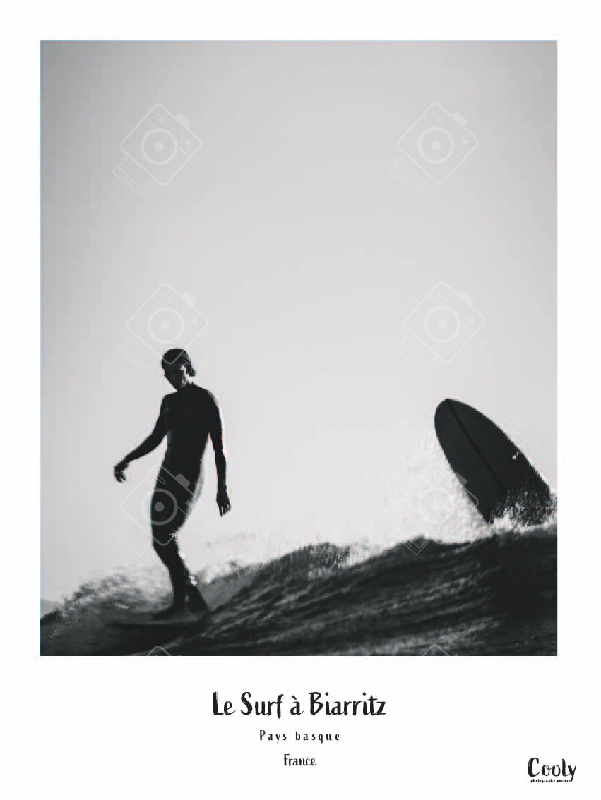 Belle affiche photo de surf Biarritz noir et blanc | Coolyposter affiche de surf vintage Biarritz Pays basque